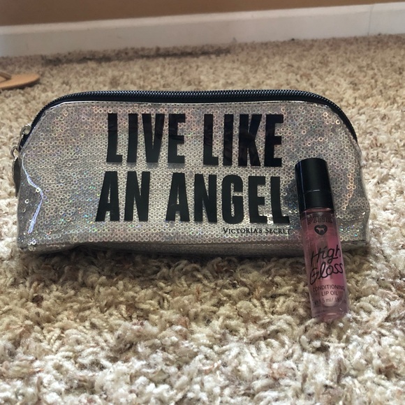 PINK Victoria's Secret Other - Victoria’s Secret Lip Oil and Makeup Bag Set